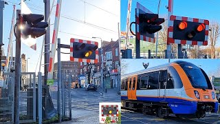 Highams Park Level Crossing Greater London [upl. by Petigny]