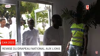 Remise Drapeau  Larrivée des lions du Sénégal au Palais de la République [upl. by Latea]