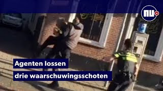 Agressieve man valt agenten aan in Waalwijk [upl. by Iznekcam]