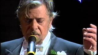 Giancarlo Giannini in Vecchio Frack Omaggio a Domenico Modugno Live con Orchestra Sanremo 2006 [upl. by Noiemad167]