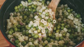 PASTA E PISELLI Ricetta pugliese facile e gustosa [upl. by Anirdnajela]