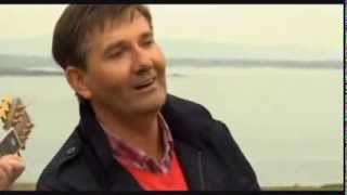 Daniel ODonnell  Homes of Donegal performed on Owey Island [upl. by Pik346]