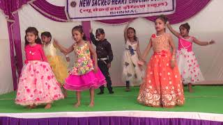 chota bacha jaan dance performance [upl. by Inahteb605]