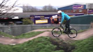 How to ride pump tracks [upl. by Douville]