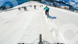 MEGAVALANCHE 2021 ☄️ 100kmh on the Alpe dHuez glacier  Full run w Damien Desbrosses [upl. by Ahtenek]