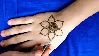 Easy Mehndi Design For Kids Back Hand In Just 2 Minutes  Cute😍Easy Babies Henna Designs 2020 [upl. by Flynn770]