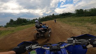 YFZ450R vs 400EX [upl. by Ilatan]