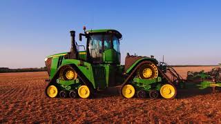 9RX Series  John Deere Tractors [upl. by Lynsey]