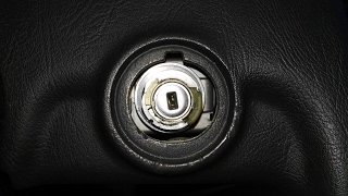 HowTo  replace the lock cylinder on older Mercedes [upl. by Kal650]