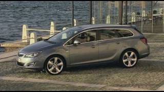 Video Opel Astra Sports Tourer 2011 [upl. by Herod]